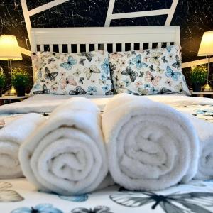 Charming Home Away - Free Parking