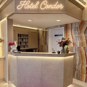 Hotel Condor