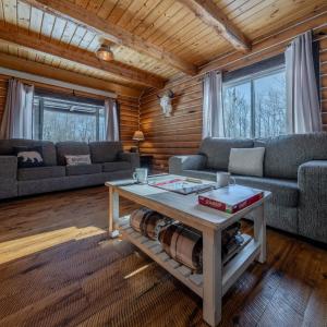 20 mins to YNP-Cabin-Pet friendly