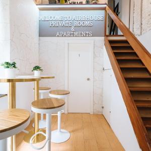 Airbhouse Private Rooms & Apartments