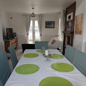 Chez Francine