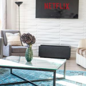 Serene Private Townhouse with AC & Balcony For 6