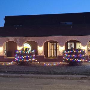 Colonial Inn