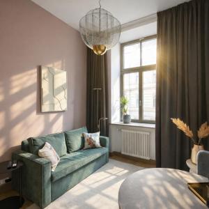 Premium 1BR Historic Building 5 min Old Town