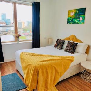 Waterfront Views 2 Beds 2 Baths