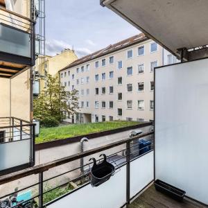Aldars Urban Trio Suite No.12