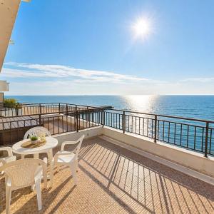 Messambria Fort Beach Premium Apartments with Sea or Mountain View