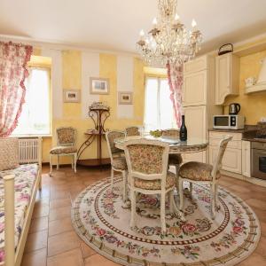 Relais De La Place - Downtown