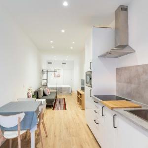 Sant Jordi 1 Stylish Studio by Invalencia