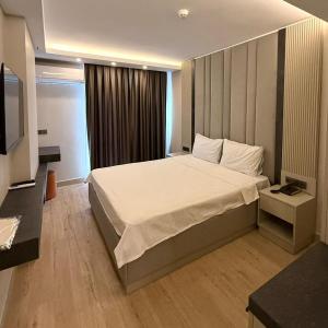 Kayalar Hotel