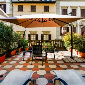 Next to the Duomo of Florence, Lorenzo, with Private Terrace