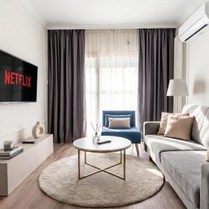 Golden Skyline Suites - Mennica Residence - Panoramic City View