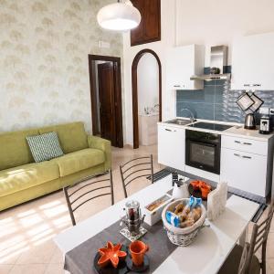 Residenza Il Bell'Antonio - casa autentica nel centro di Napoli, vicino Porto