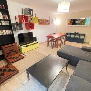 Spacious apartment close to attractions