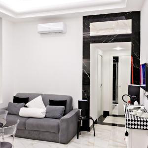 Ferdinando's Home