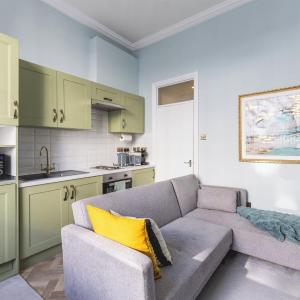 Chic flat in Central London near Victoria St-SW1