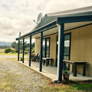 Bay Road Motels