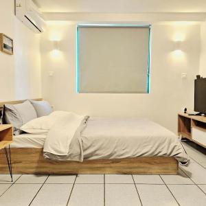 Studio, Athens Exarcheia