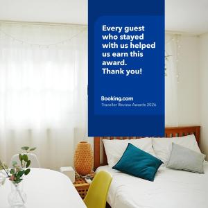 Near Lotte World, KSPO DOME, COEX, Olympic Park, 2 Rooms, 2 Queen beds, 1 super single bed, 5 people