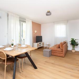 PinkCity Signature - air conditioning - metro - parking - patio