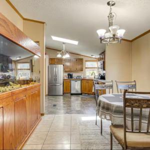 Private Pet Friendly Home Near Exotic Deer Farm Close to Pigeon Forge, Gatlinburg TN