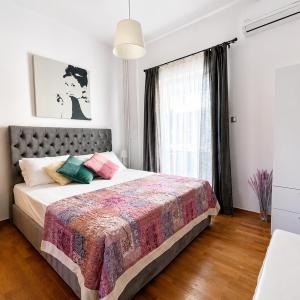 Audrey's Haven Neos Kosmos 100 steps from Metro