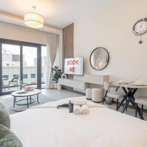StayShort - Business Bay for 2 people with Private Balcony