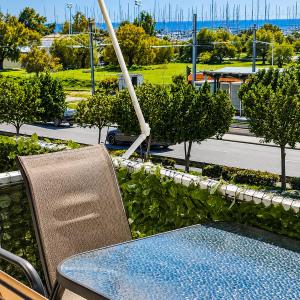 Luxurious Palace Marina Alimos