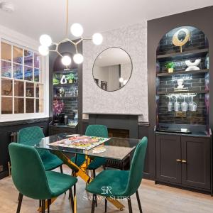 Stylish 2BR Cottage - Windsor Stays - Contractors & Families