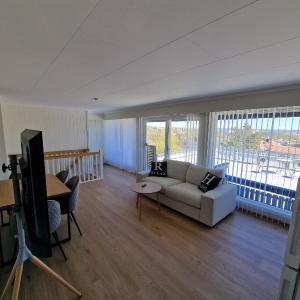 Comfortable Apartment Sleeps 6 B Near Kristiansand City Center