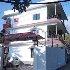 Woods View Inn Thekkady
