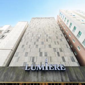 Yeoksam Lumiere Hotel