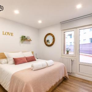 Luxury Old Town Apartment - Terrace and Private Parking