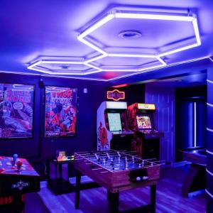Game Room • Fire-pit • Playground • Gym • Billiard