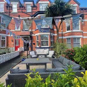 Monico Guest House