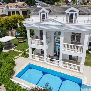 Villa Angel - Private Pool and Nature View in Ölüdeniz