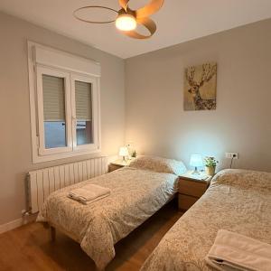 Habitación en apartamento con zonas comunes compartida H3