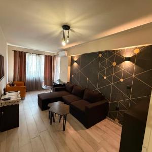 Spacious 2-Room Flat Near Metro Mall