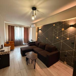 Spacious 2-Room Flat Near Metro Mall
