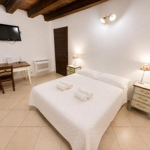 L'Antica Torre Caralis Holiday