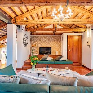 Ca' del Monastero 7 Collection Bright Apartment with Terrace