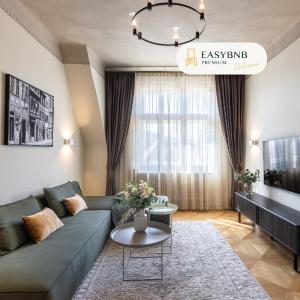 Luxury 2BR Apartment in Old Town with AC by EasyBNB Premium