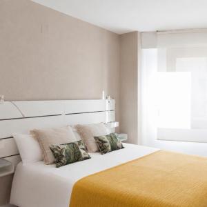 CASA FLORIT - Old Town Apartment - 4 Travelers - Quart Towers