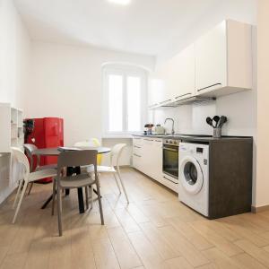 H2ome Lagaccio 4 camere, 2 bagni, vicino Stazione Principe