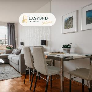 ROY 2BR Apt with Prague Castle View, Parking & AC by EasyBNB Premium