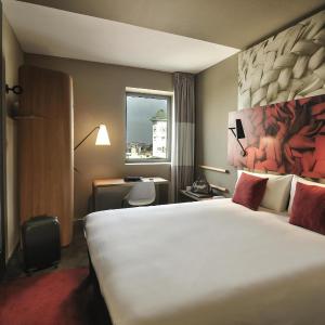 Ibis Casa Voyageurs