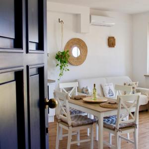 SEA LA VIE - Palau private parking with AC