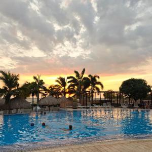 Lujoso Apto en Pozos Colorados Samaria club de playa