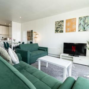 THE OLIVE SUITE At The Rotunda