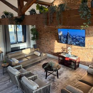 Stylish city centre Penthouse